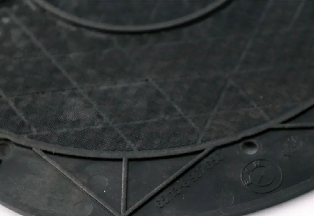 Couverture Basse Centrale Droite 6513 pour BMW 7 E65 E66 E67 à propos du numéro de pièce 6907656 BMW 7 E65 E66 E67 Couverture Basse Centrale Droite 6513 - SKU 6907656 - Numéro de pièce 6907656