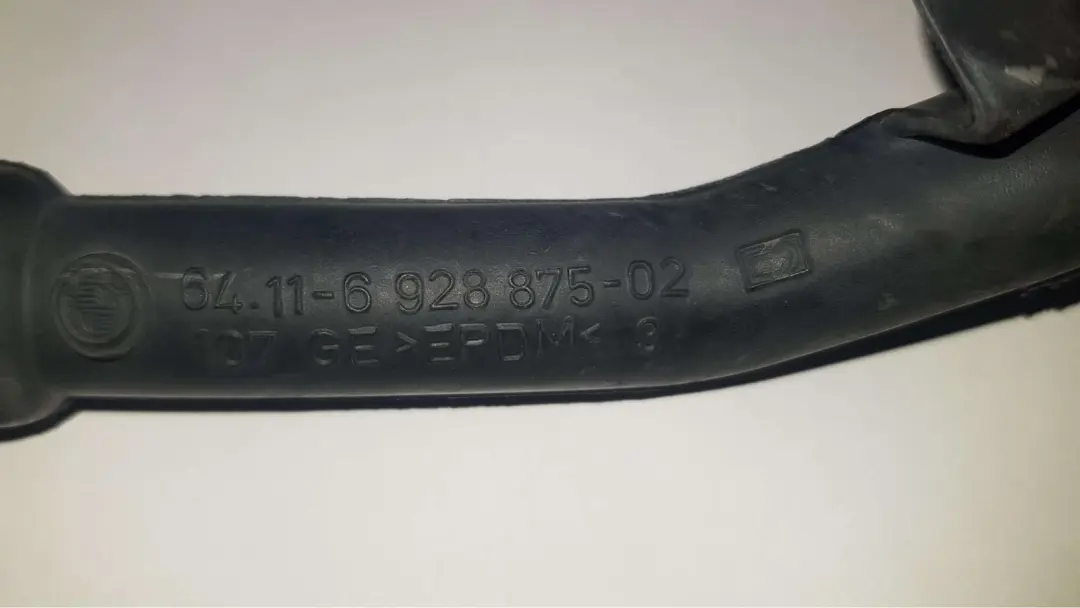 Ventilation Hose Pipe Navigation System Professional to BMW E87 E90 E91 with Part number 6928875 BMW E87 E90 E91 Ventilation Hose Pipe Navigation System Professional - SKU 6928875 - Part number 6928875