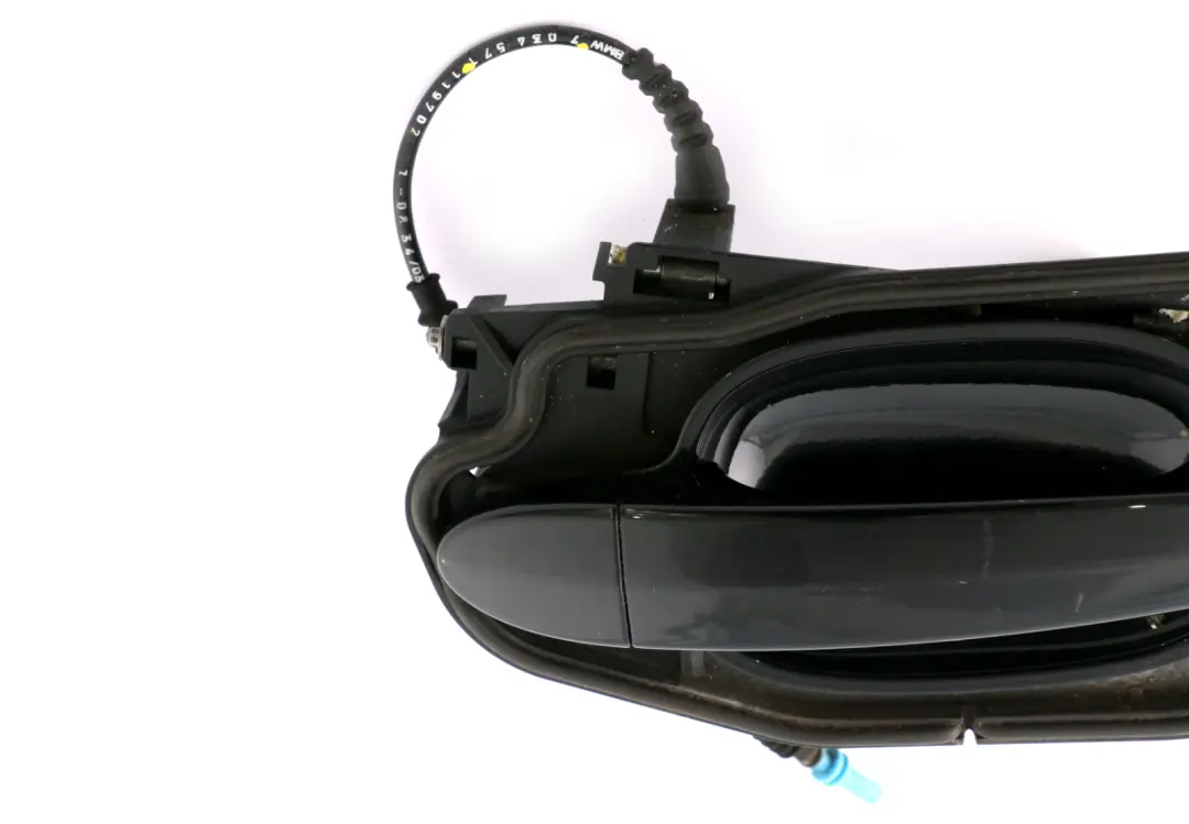 BMW E60 E61 Complete Rear Right Grab Handle O/S Schwarz 2 Black 668 - SKU 7034571-SCH1 - Part number 7034571