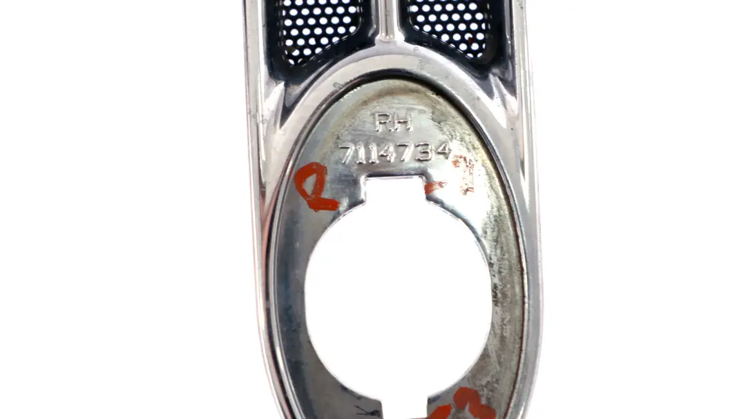 Indicator Cover Mini Cooper S R52 R53 Fender Panel Front Right O/S to with Part number 7114734 Indicator Cover Mini Cooper S R52 R53 Fender Panel Front Right O/S - SKU 7114734-1 - Part number 7114734