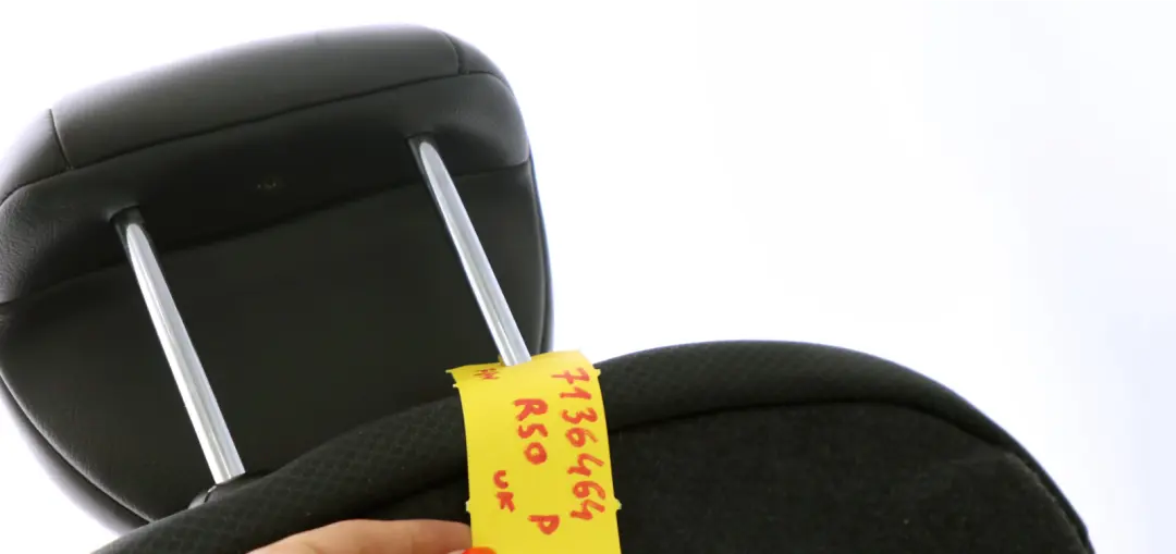 Asiento Trasero Trasero Derecho Tela Respaldo Molette Negro para Mini One R50 con número de pieza 7136464 Mini One R50 Asiento Trasero Trasero Derecho Tela Respaldo Molette Negro - SKU 7136464 - Número de pieza 7136464