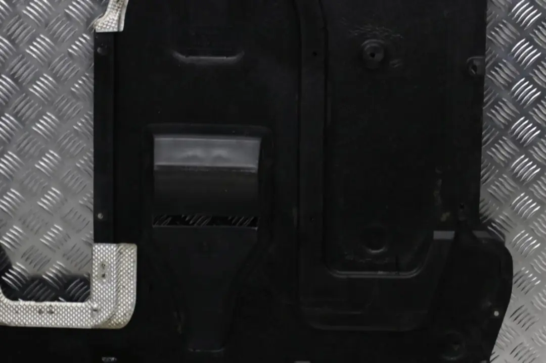 Underfloor Coating Centre Chassis Cover to BMW 5 E60 E61 4 with Part number 7154147 BMW 5 E60 E61 4 Underfloor Coating Centre Chassis Cover - SKU 7154147-4 - Part number 7154147