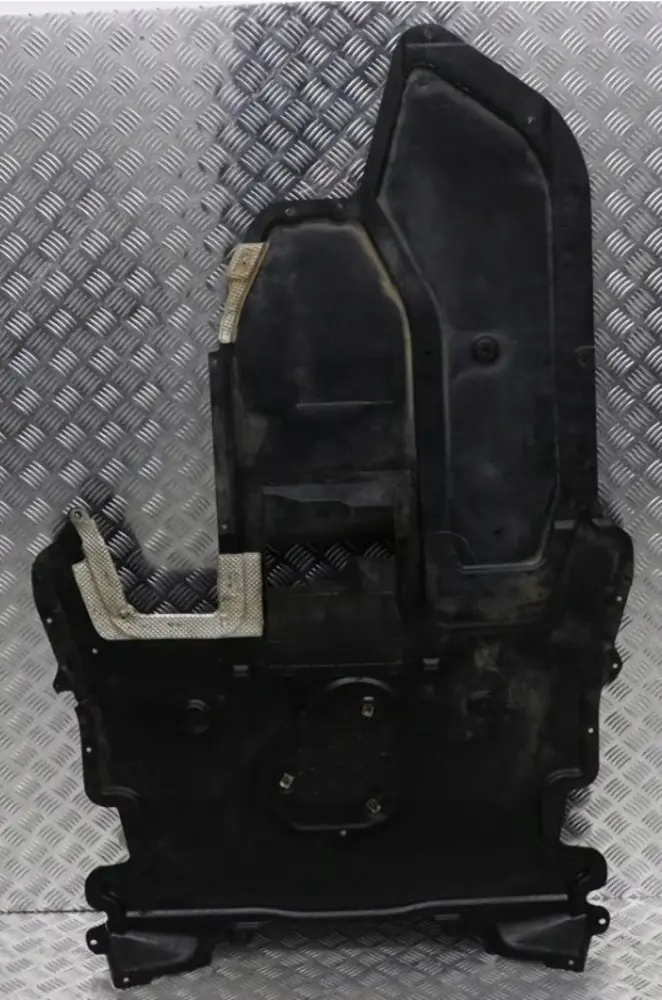 Underfloor Coating Centre Chassis Cover to BMW 5 E60 E61 5 with Part number 7154147 BMW 5 E60 E61 5 Underfloor Coating Centre Chassis Cover - SKU 7154147-5 - Part number 7154147