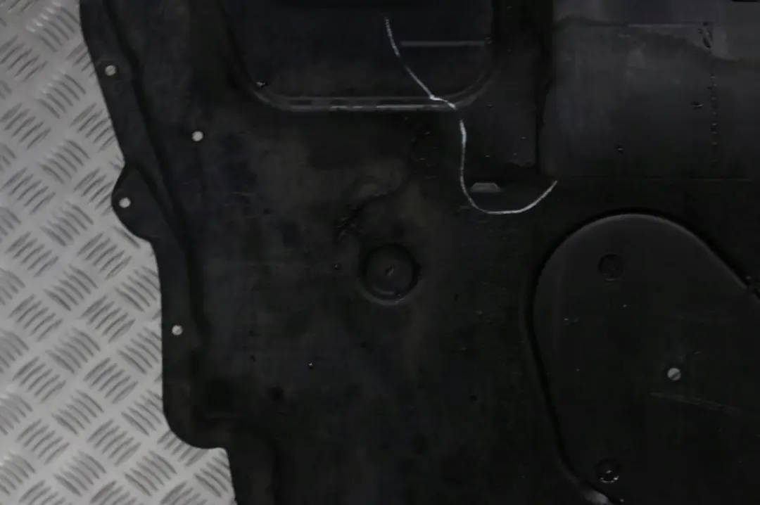 Underfloor Coating Centre Chassis Cover to BMW 5 E60 E61 5 with Part number 7154147 BMW 5 E60 E61 5 Underfloor Coating Centre Chassis Cover - SKU 7154147-5 - Part number 7154147