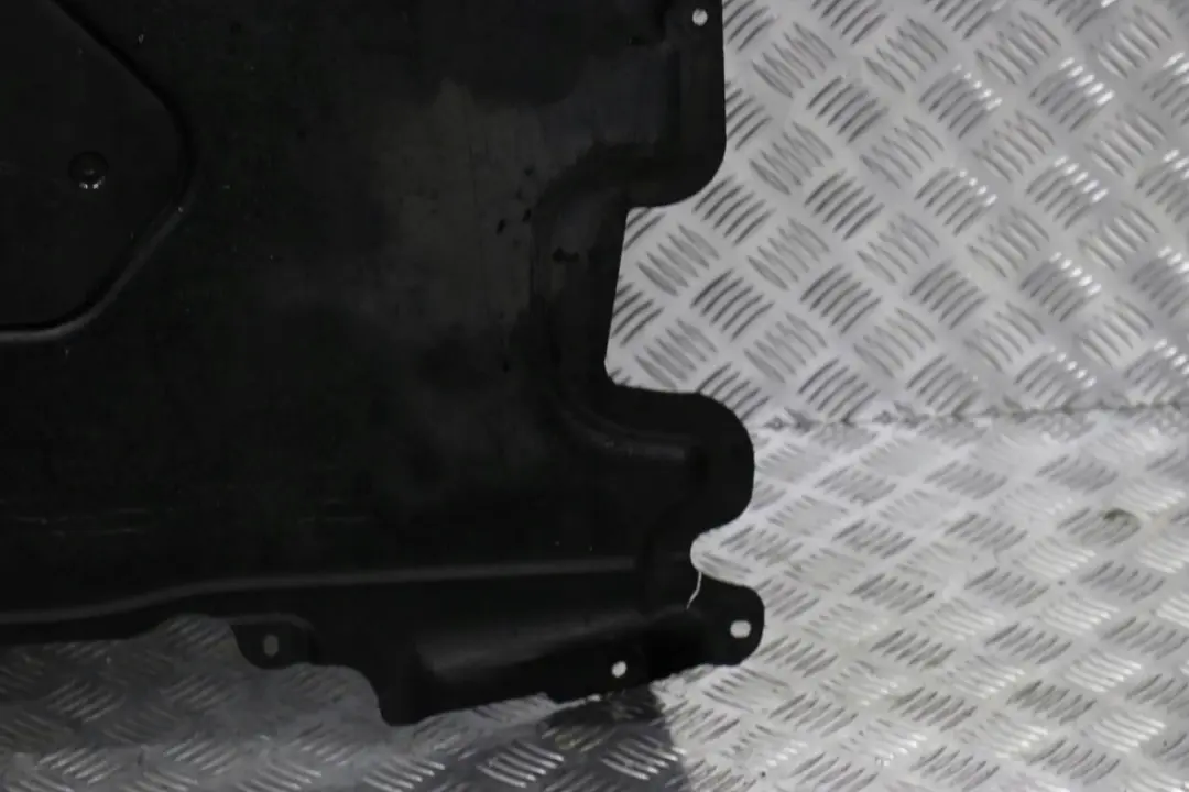 Underfloor Coating Centre Chassis Cover to BMW 5 E60 E61 5 with Part number 7154147 BMW 5 E60 E61 5 Underfloor Coating Centre Chassis Cover - SKU 7154147-5 - Part number 7154147