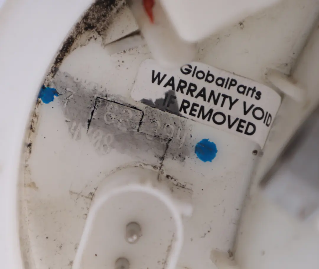 Filtro De Combustible Regulador De Presion Gasolina para BMW E87 LCI E90 con número de pieza 7162394 BMW E87 LCI E90 Filtro De Combustible Regulador De Presion Gasolina - SKU 7162394 - Número de pieza 7162394