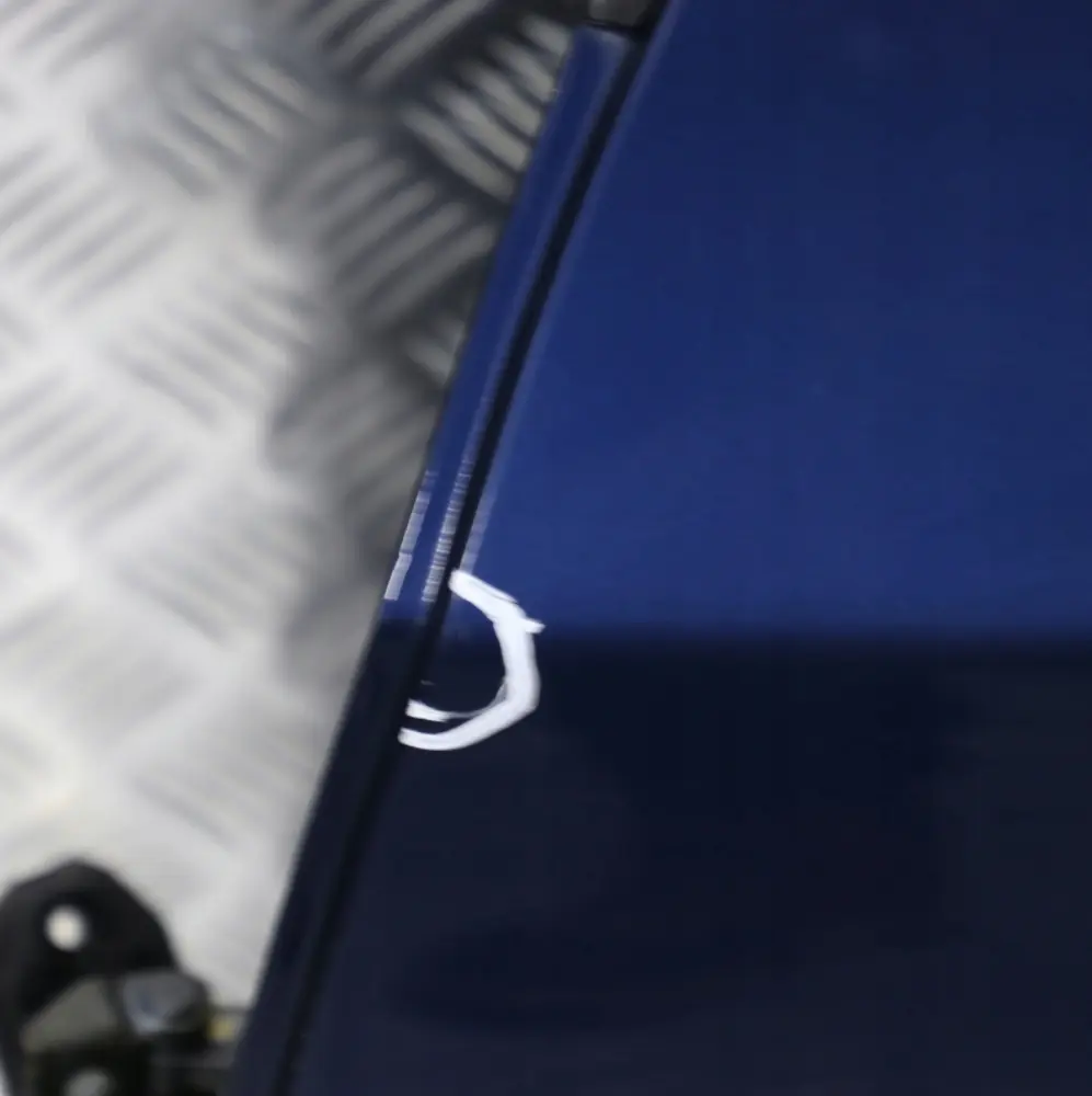 Tür Hinten Links Silbergrau Silber Grau Metallic - A08 für BMW 5 E60 2 mit Teilenummer 7202341 BMW 5 E60 2 Tür Hinten Links Silbergrau Silber Grau Metallic - A08 - SKU 7202341-MYS3 - Teilenummer 7202341