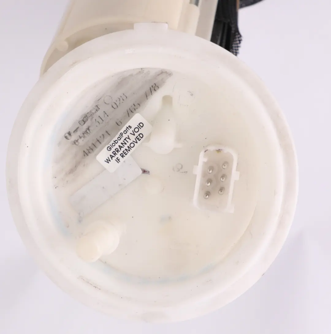 Filtro Carburante Indicatore Livello Destra per BMW E60 E61 E63 E64 con numero di parte 6765778 BMW E60 E61 E63 E64 Filtro Carburante Indicatore Livello Destra - SKU 7373458 - Numero di parte 6765778