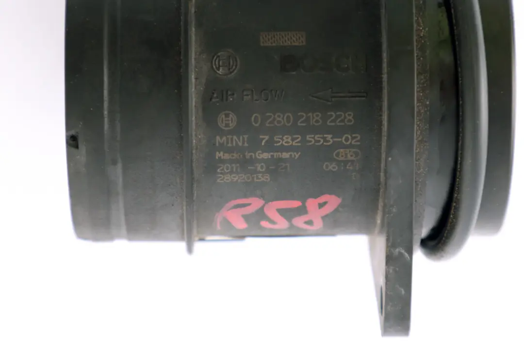 Hot-Film Air Mass Meter to Mini Cooper S JCW R56 R57 R58 R59 with Part number 7582553 Mini Cooper S JCW R56 R57 R58 R59 Hot-Film Air Mass Meter - SKU 7582553 - Part number 7582553