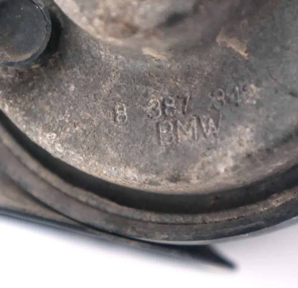 Fanfare Tiefton HELLA 420HZ 6133 für BMW E53 mit Teilenummer 61338387342 BMW E53 Fanfare Tiefton HELLA 420HZ 6133 - SKU 8387342 - Teilenummer 61338387342