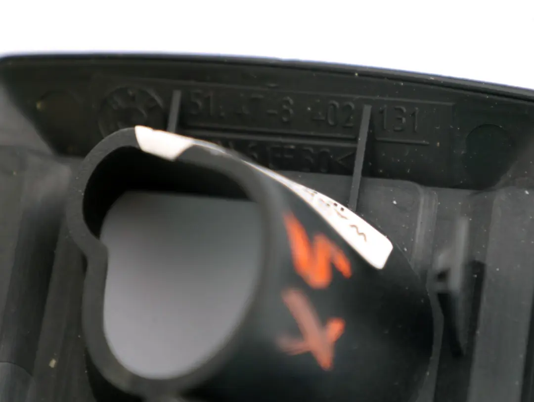 Filet À Crochets Avant Noir pour BMW X5 E53 à propos du numéro de pièce 7003783 BMW X5 E53 Filet À Crochets Avant Noir - SKU 8402131-1 - Numéro de pièce 7003783