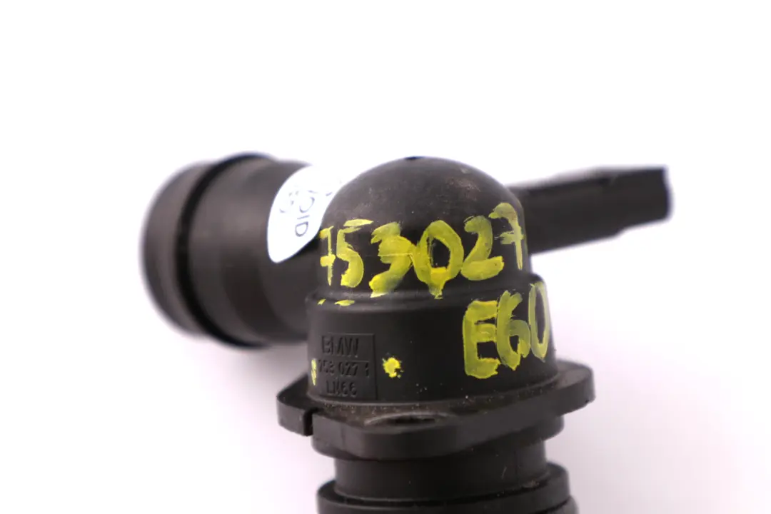 BMW E60 E81 E87 E90 E91 Gasolina N52 Conector De angulo del colector De admision - SKU 8638014 - Número de pieza 8638014