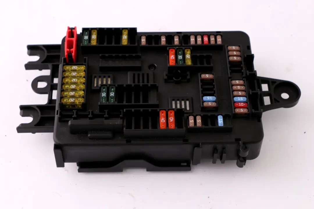 Distribution Fuse Box Rear to BMW 1 3 4 Series F20 F21 F30 F31 F32 Power with Part number 9259466 BMW 1 3 4 Series F20 F21 F30 F31 F32 Power Distribution Fuse Box Rear - SKU 9261111 - Part number 9259466