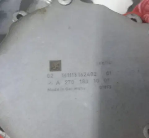 M270 Pompa Vuoto Motore A Benzina per Mercedes W176 W204 C207 W212 W246 con numero di parte A2701800901 Mercedes W176 W204 C207 W212 W246 M270 Pompa Vuoto Motore A Benzina - SKU A2701800901 - Numero di parte A2701800901